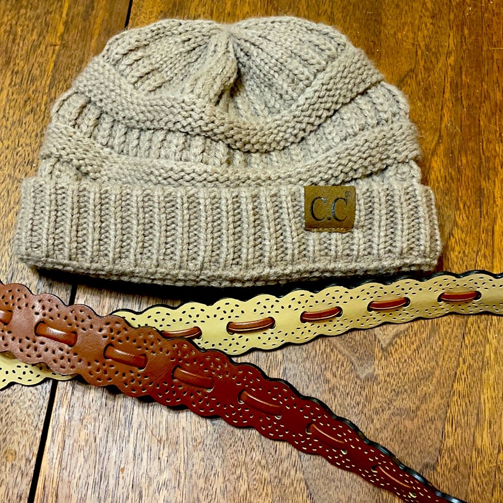 Medium belt and CC Beanie